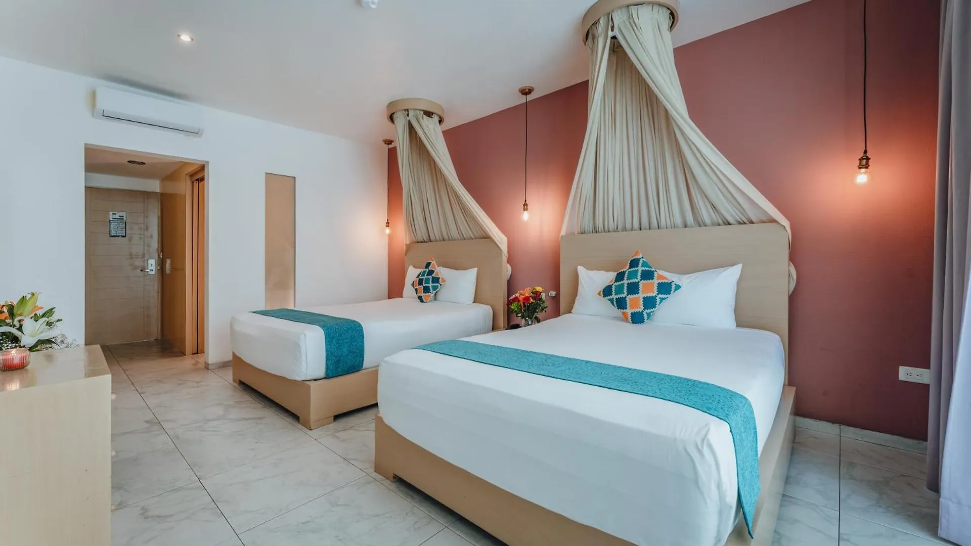 Soho Playa Hotel Playa del Carmen 4*,  México